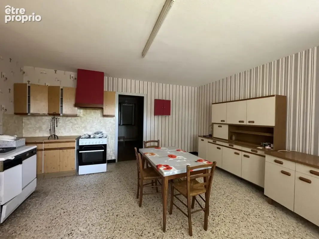 Maison 98 m² à Les Hays  - photo 5