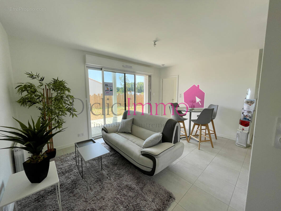 Appartement à GIVRAND