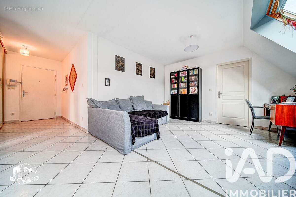 Photo 3 - Appartement à AUDUN-LE-TICHE