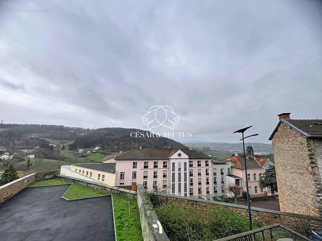 Appartement à THIZY