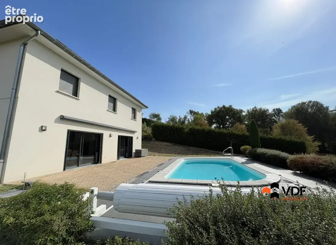 Maison 6 pièces 129 m² à vendre à Saint-Vincent-De-Boisset (42120) - photo 3