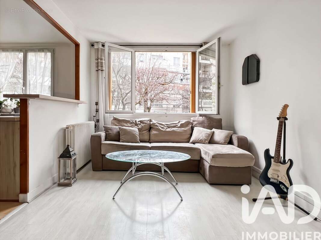 Photo 2 - Appartement à ISSY-LES-MOULINEAUX