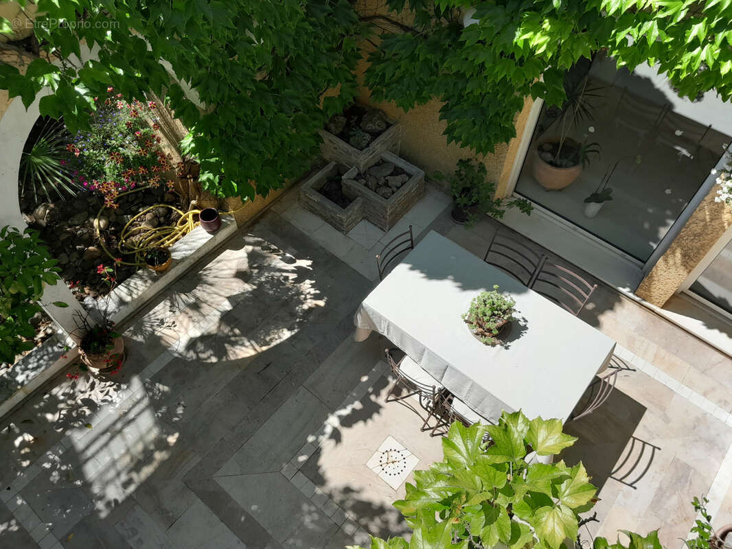 Villa t6 avec piscine et jardin - photo 11
