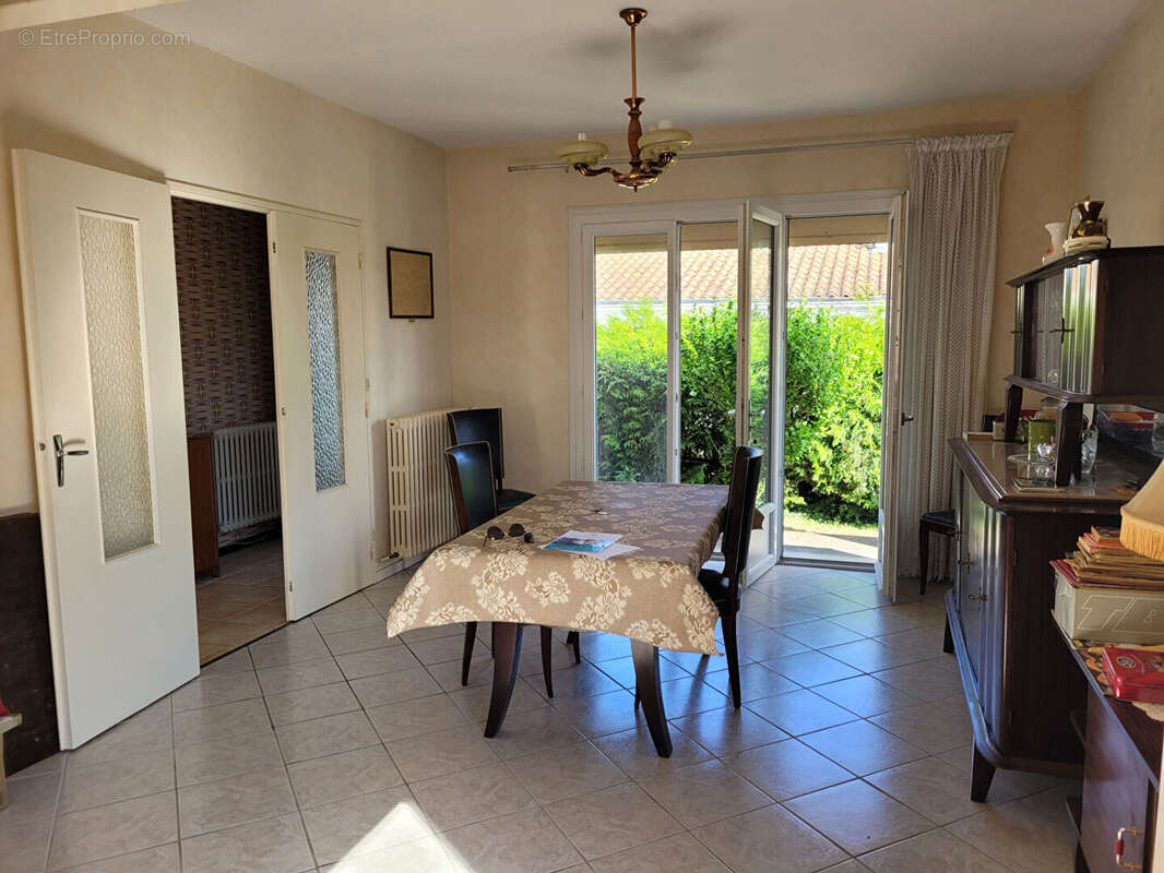 BREUIL MAGNE maison de 90 m2 de type 4 avec jardin de 600 m² - garage de 19 m² - Pompe à chaleur - photo 6