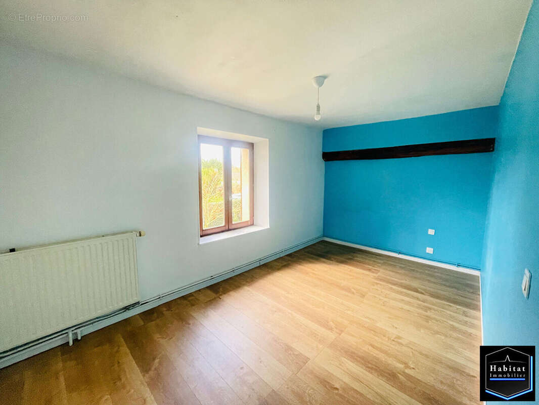 Maison à LE PLESSIS-BELLEVILLE