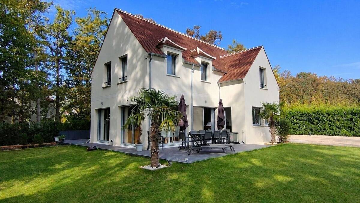 Maison à LAMORLAYE
