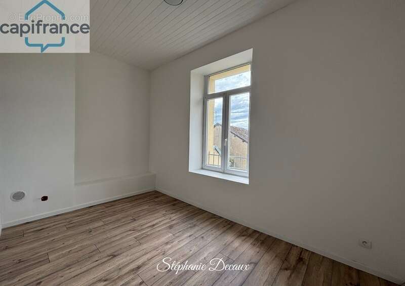A VENDRE : Immeuble – 5 appartements –  à Fourmies (59) - photo 4