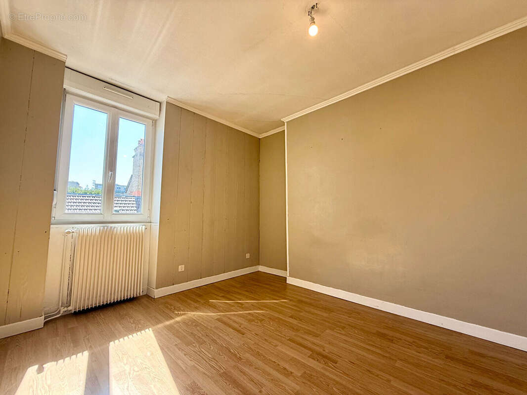 Appartement type 3 - 72.1 m² - reims bd lundy - photo 7