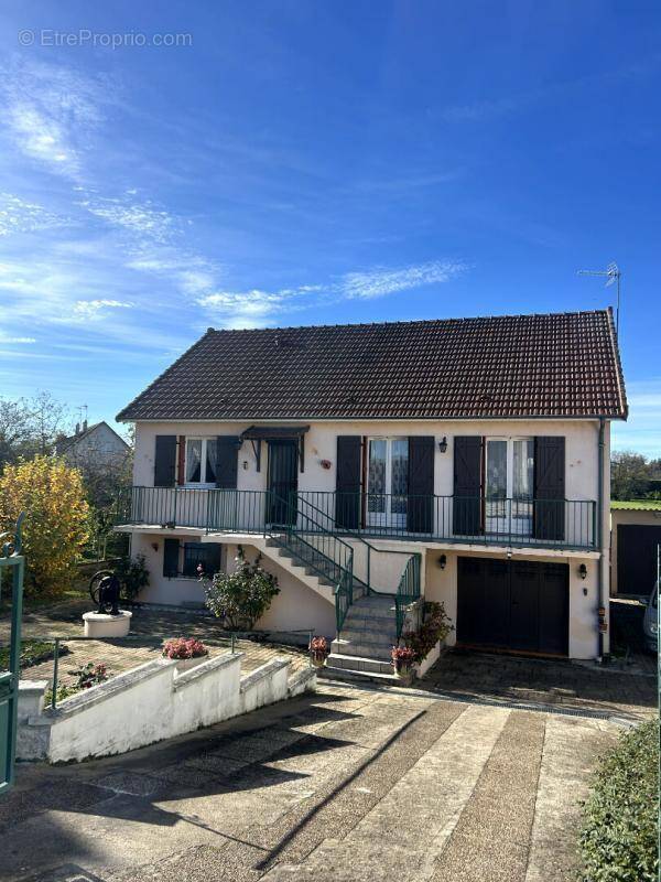 Maison à CHALLUY