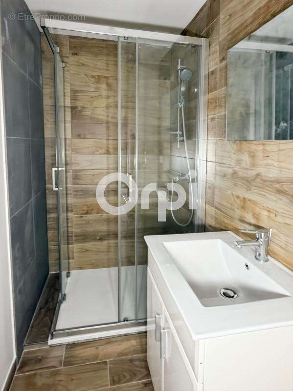 Appartement à RUOMS