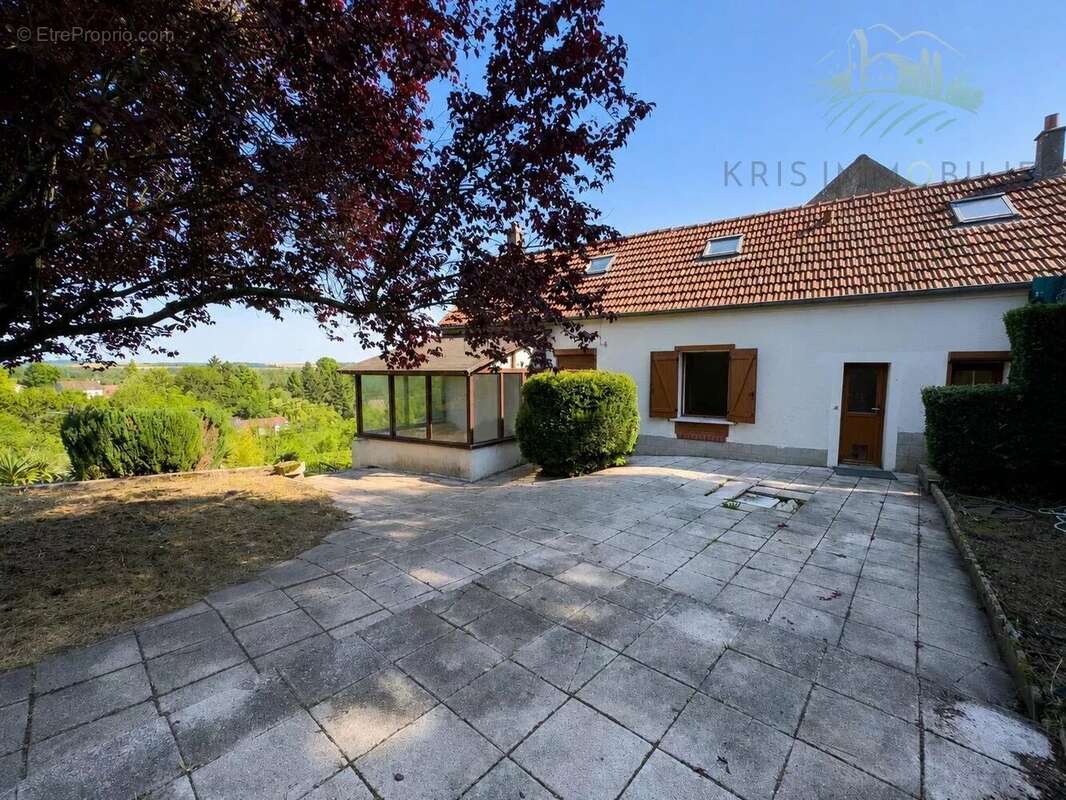 Maison 111 m² à Lizy-Sur-Ourcq  - photo 2