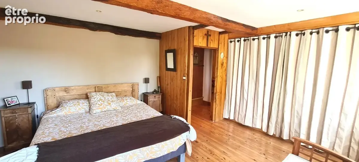 Corps de ferme rénové sur 3857m² de terrain. - photo 18