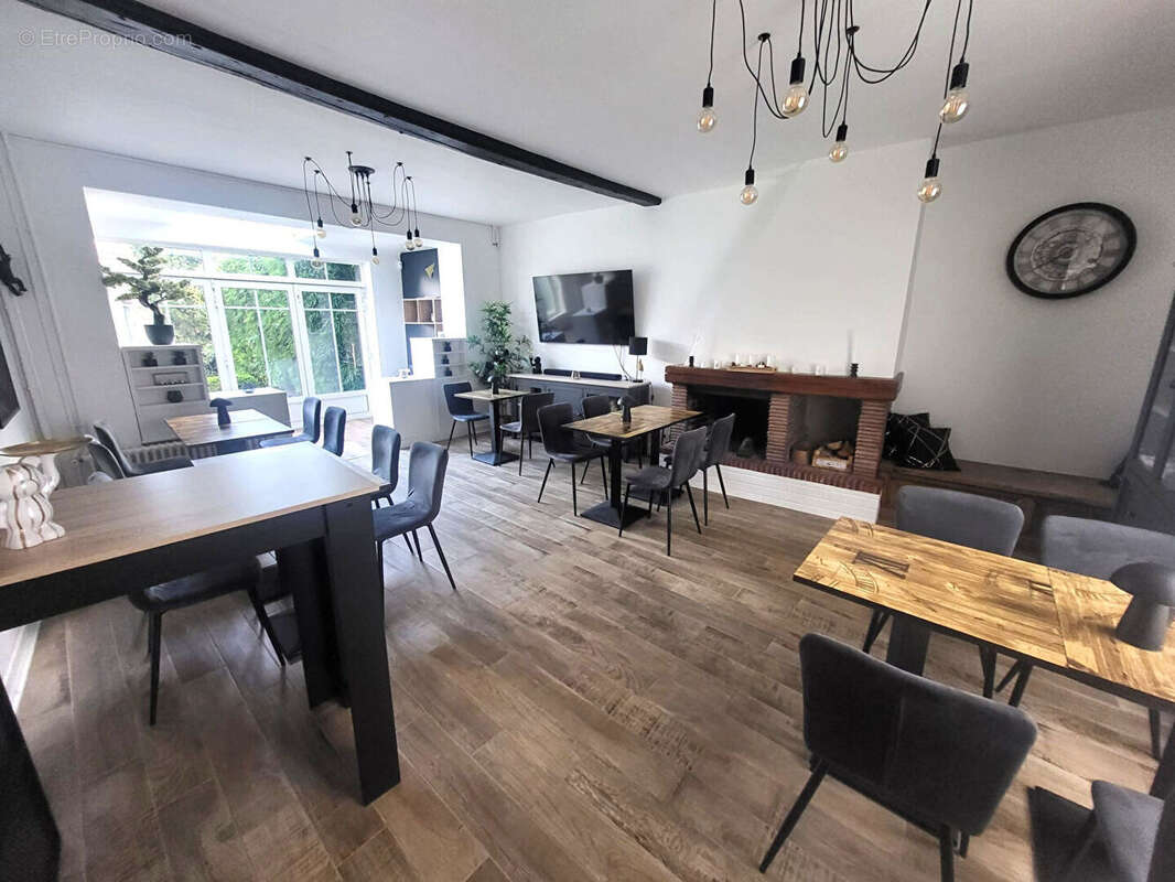 Maison à COUILLY-PONT-AUX-DAMES