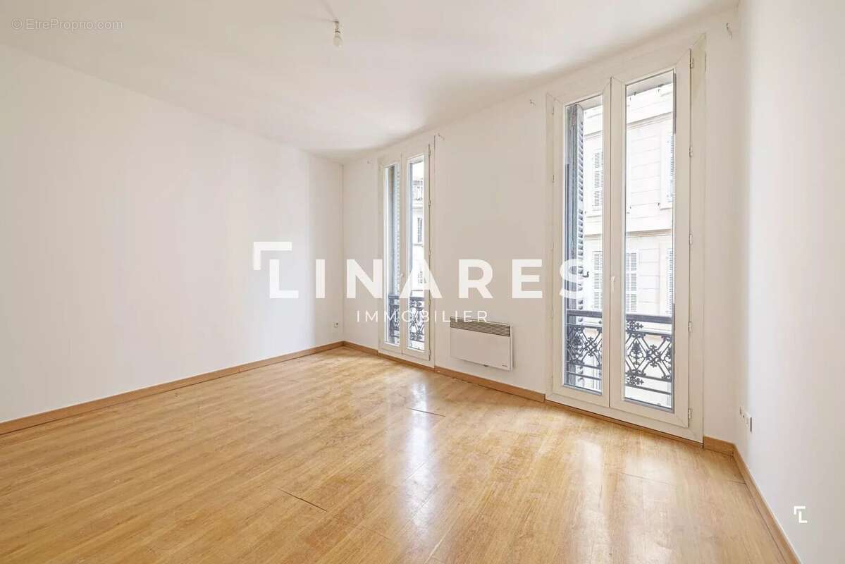 Appartement à MARSEILLE-1E