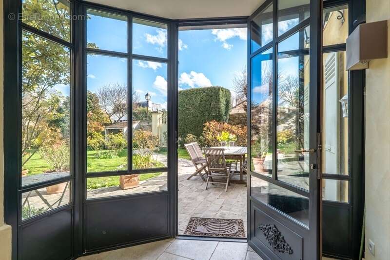 Maison à LOUVECIENNES