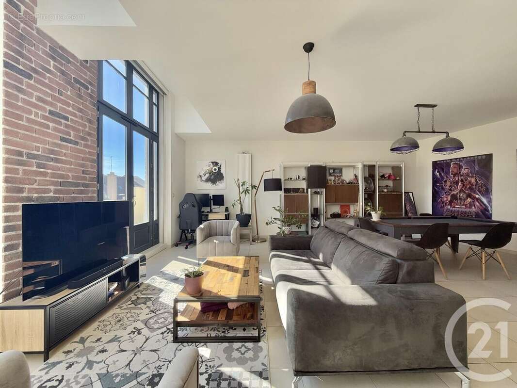 Appartement à MOULINS