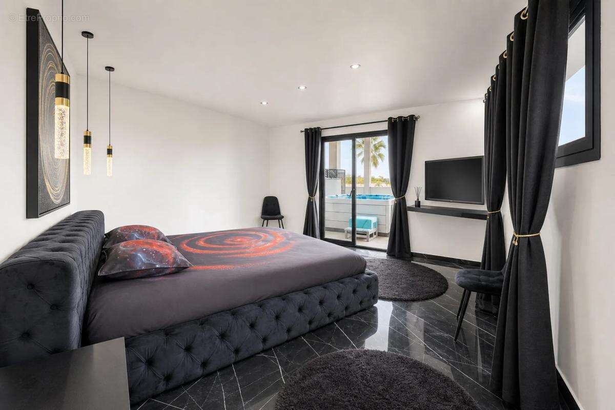 Maison de caractère avec piscine à Pia - photo 13