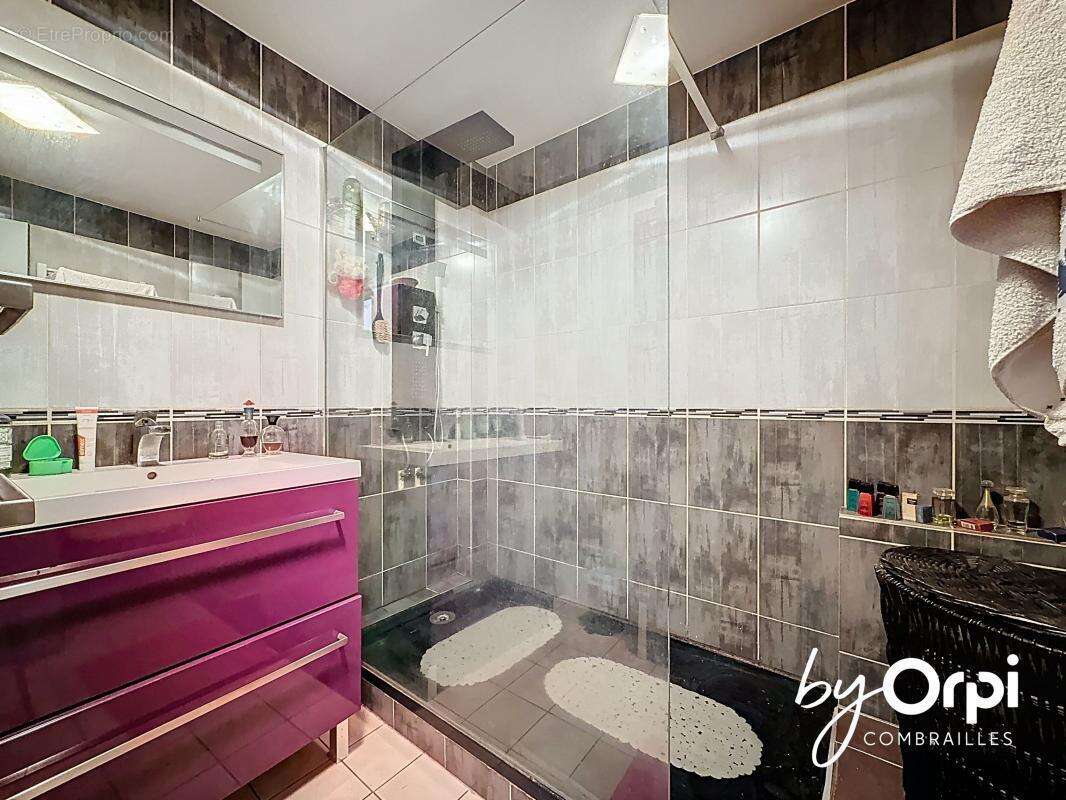 Maison à SAINT-ELOY-LES-MINES