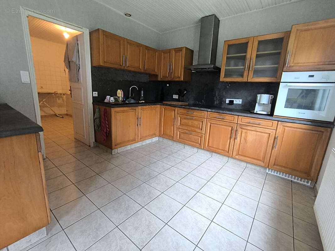 Maison à COMMEQUIERS