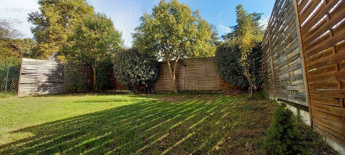 Appartement à AMBARES-ET-LAGRAVE