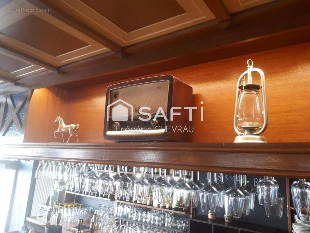 Photo 3 - Commerce à MACON