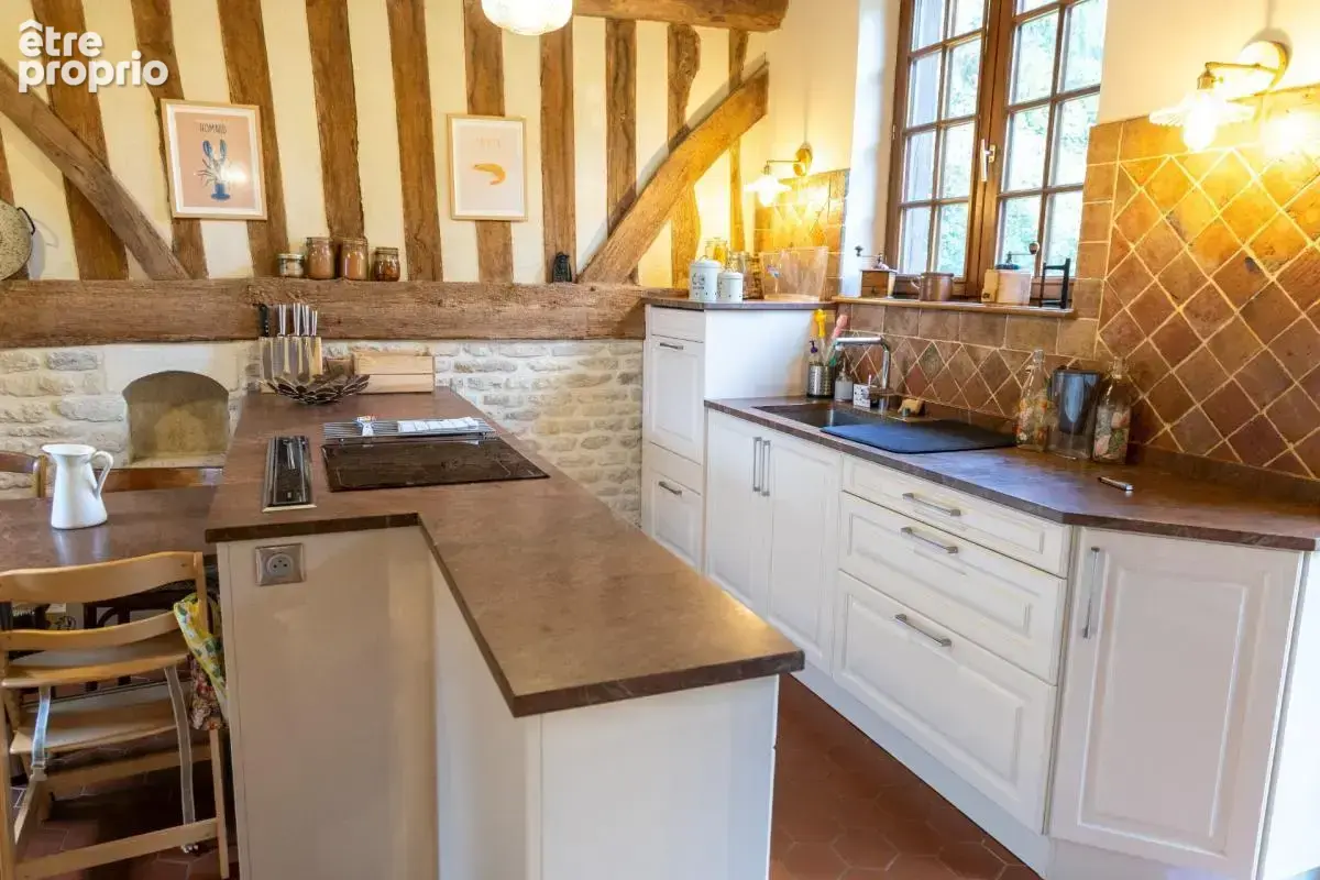 Maison Ancienne de Standing avec Piscine et Vue Campagne - photo 9