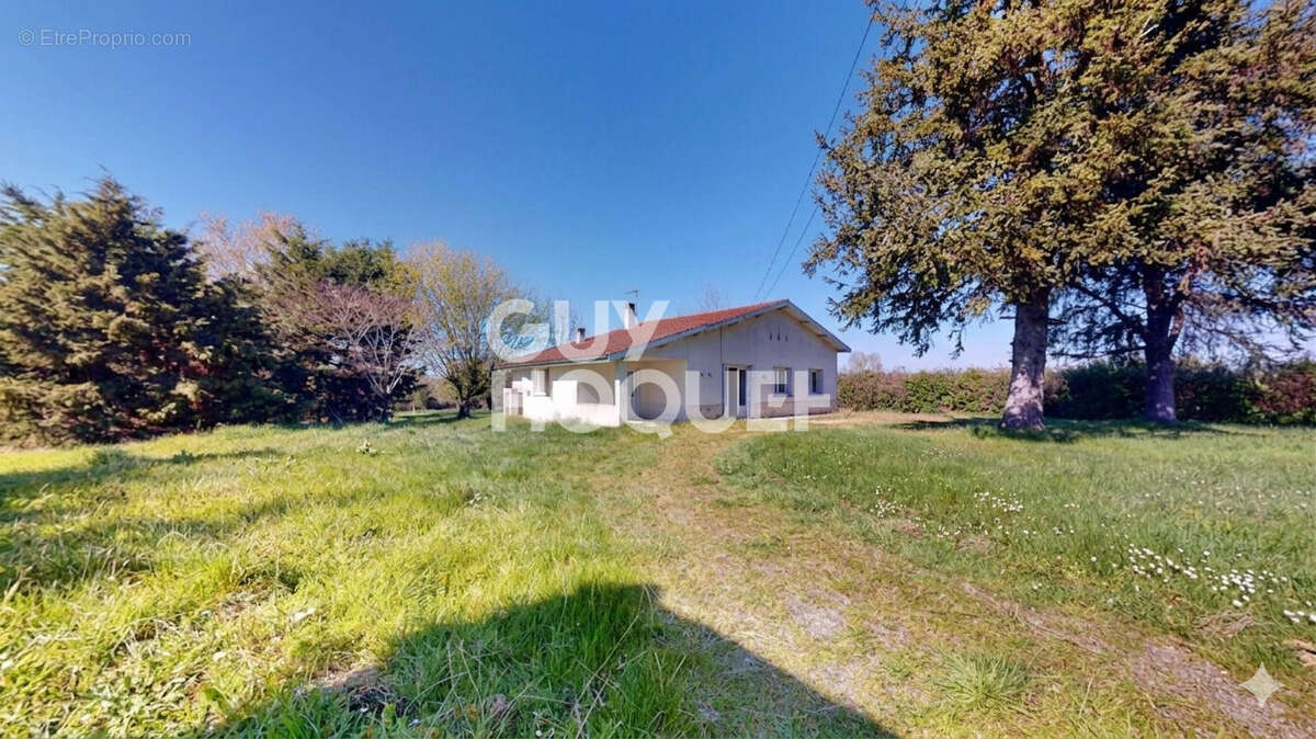 Maison à vendre avec grange + grand terrain - photo 2
