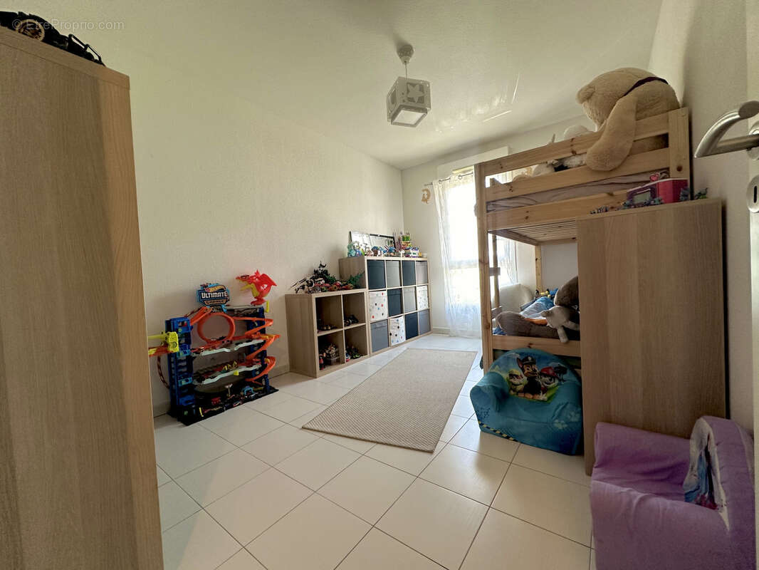 Appartement à LA LONDE-LES-MAURES