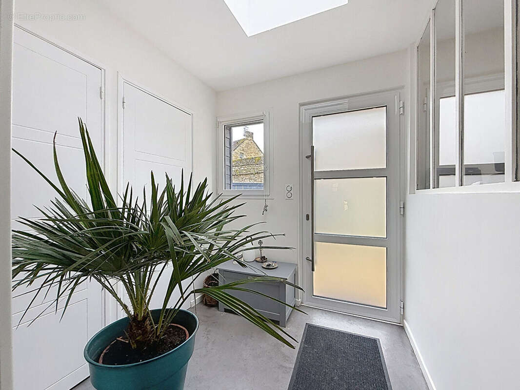 EXCLUSIVITE  - Maison en pierre - photo 2