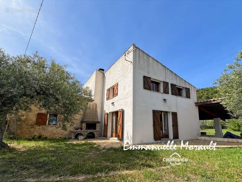 Maison à CLAVIERS
