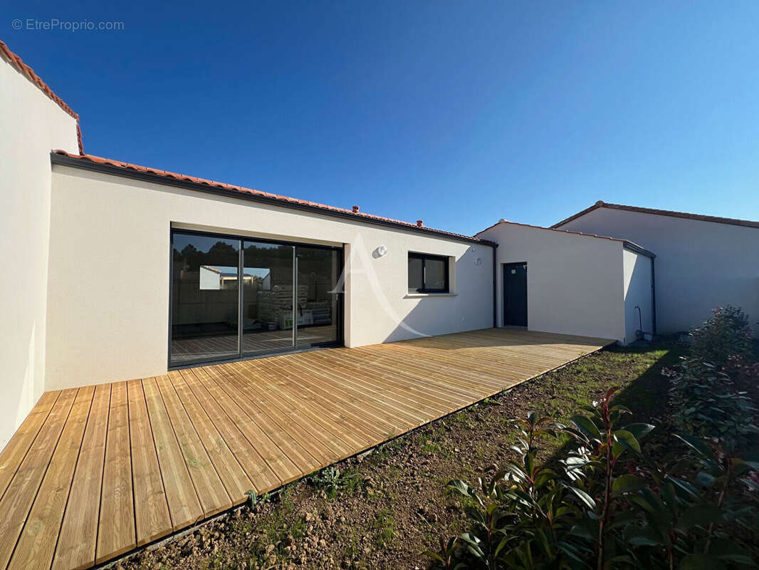 Maison à LONGEVILLE-SUR-MER