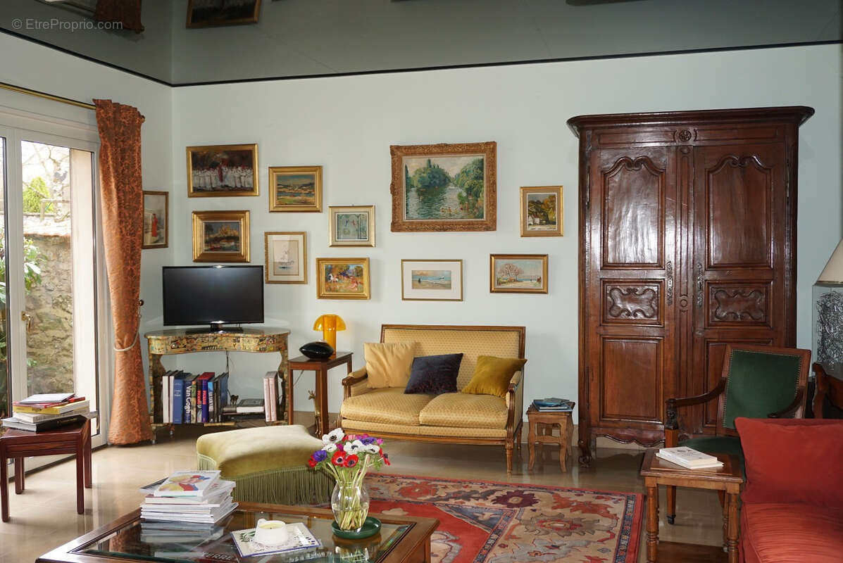 Maison à PARAY-LE-MONIAL