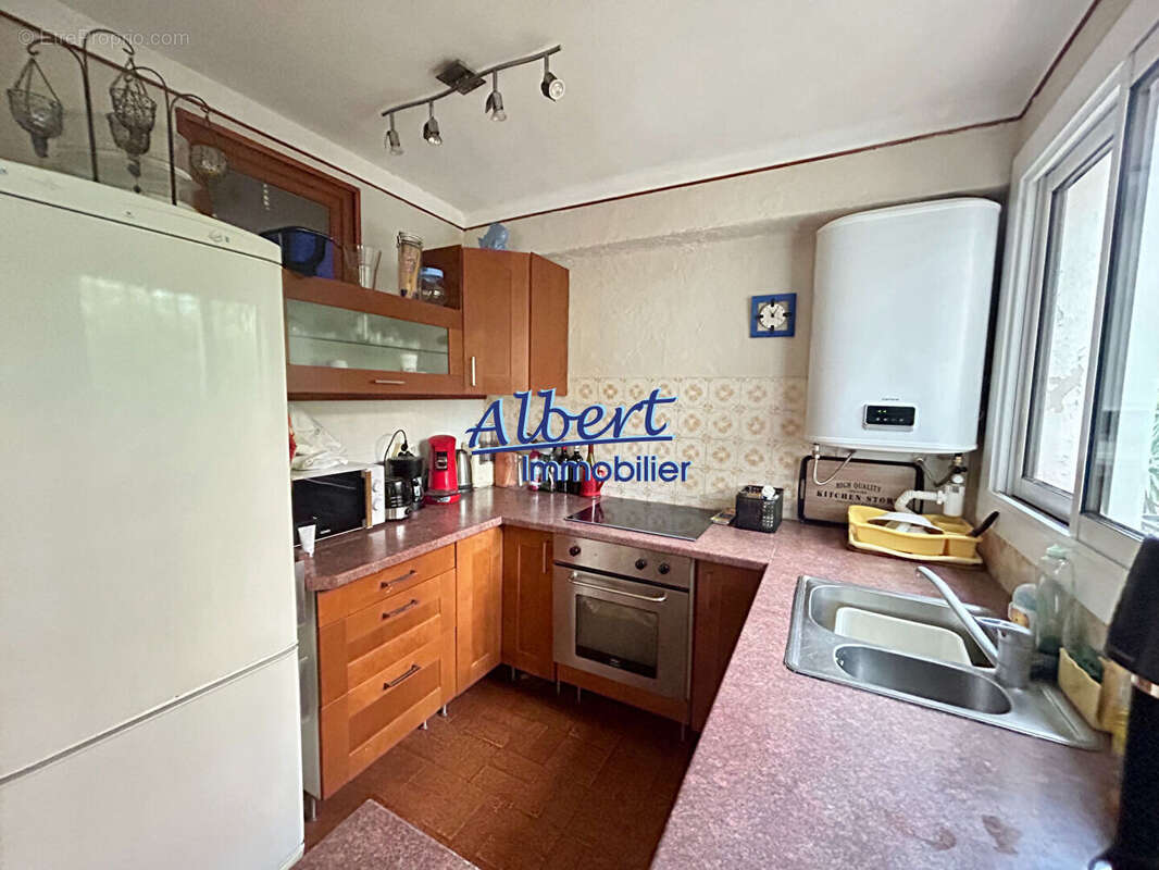 Appartement  2 pièce(s) 45 m2- SANARY-SUR-MER - photo 3