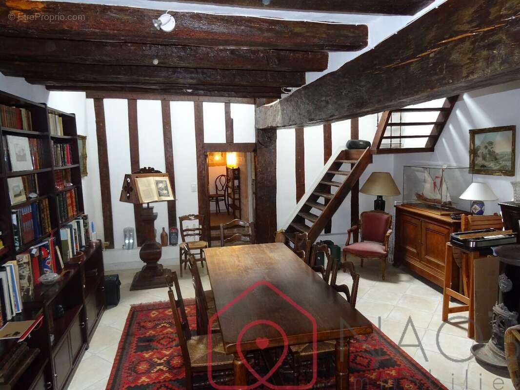 Maison à AUBIGNY-SUR-NERE