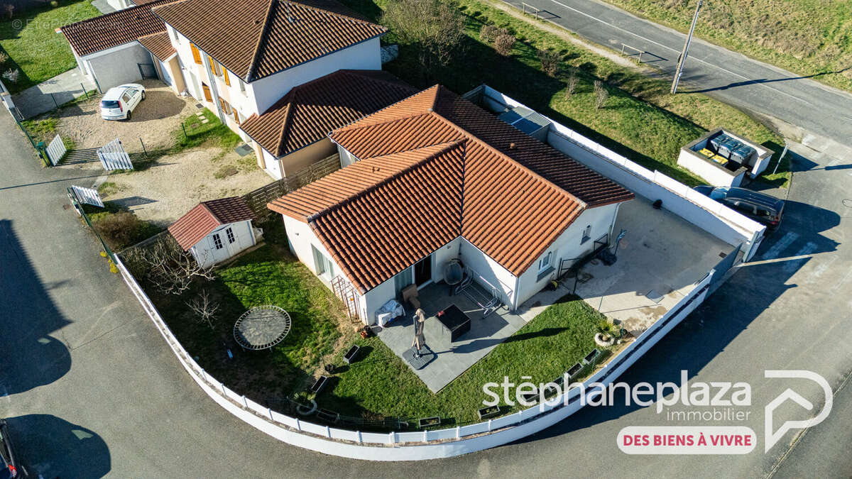 Maison à Bourg en Bresse 101 m² - 4 chambres - photo 12