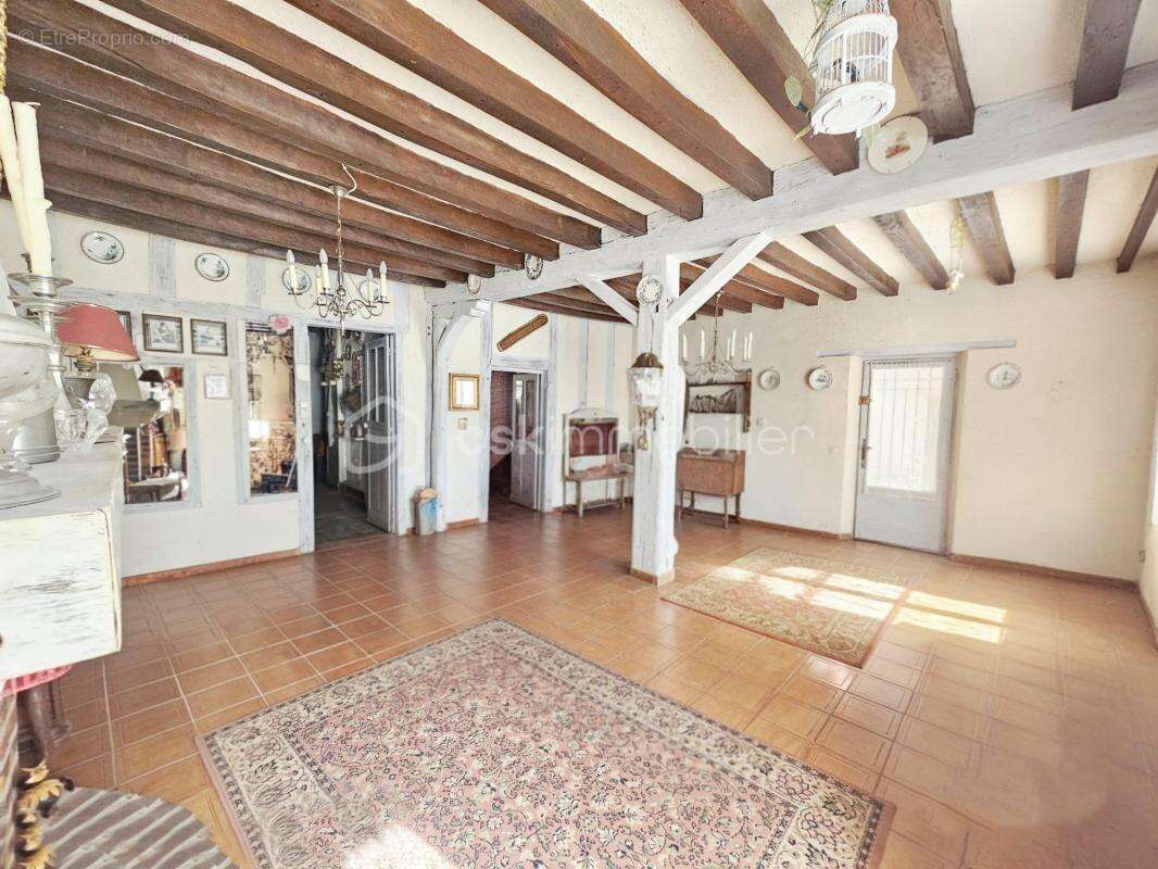 Maison à SAINT-GONDON