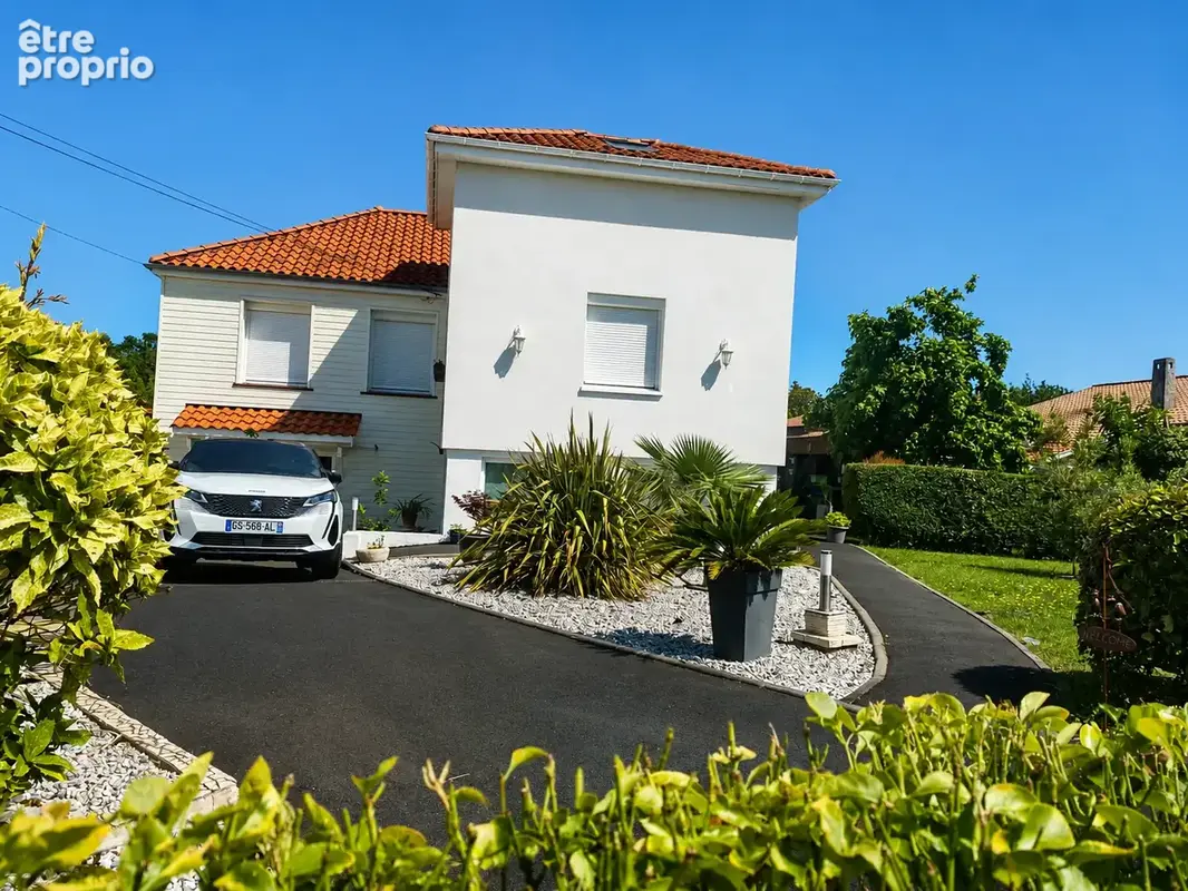 Maison tout confort dans quartier calme sur un grand terrain de plus de 1000m2 - photo 2