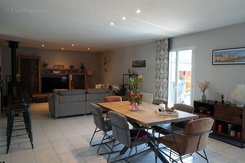 Maison plain pied avec piscine . 1h de Bordeaux, 3h de Paris - photo 3