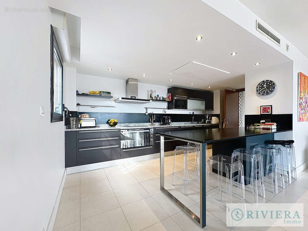 Maison à MANDELIEU-LA-NAPOULE