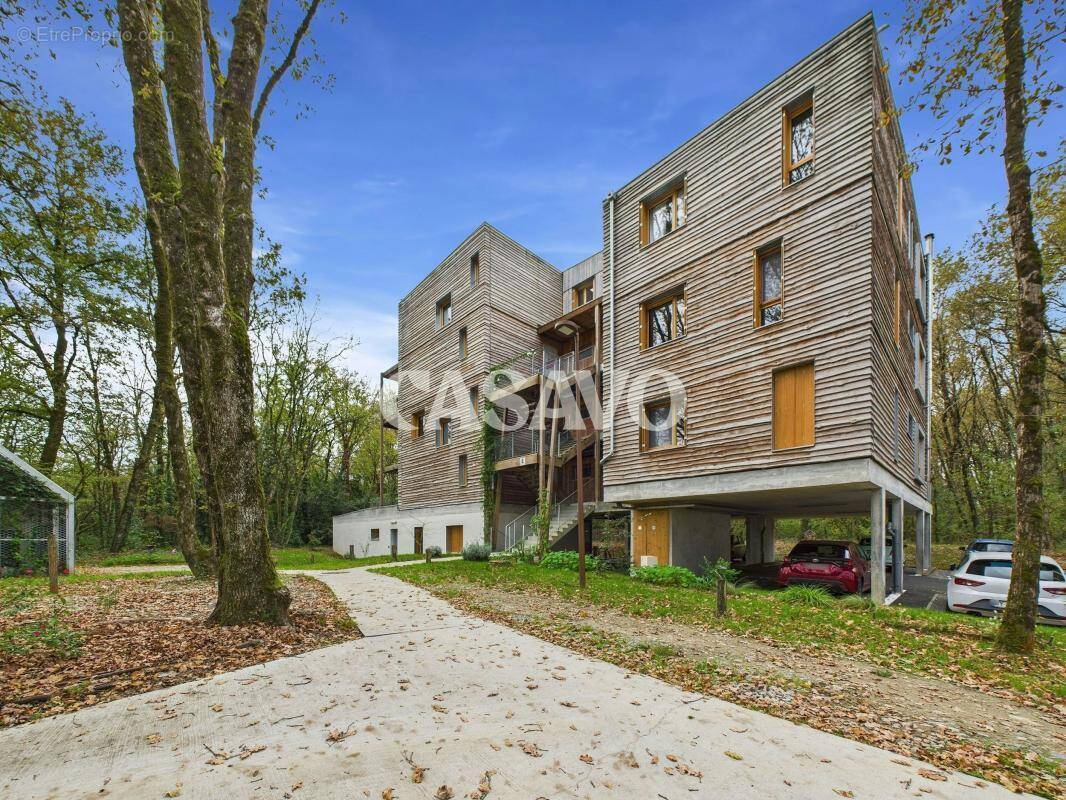 Appartement à AMBARES-ET-LAGRAVE