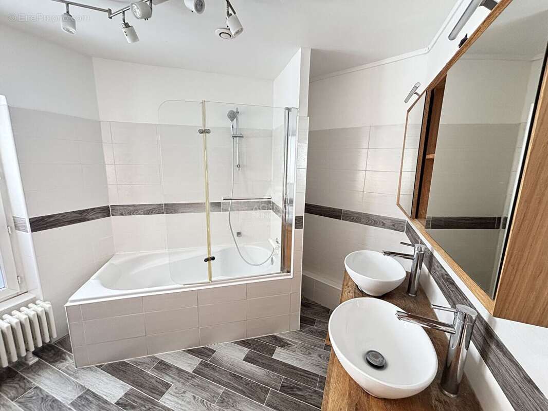 Appartement à PONTOISE