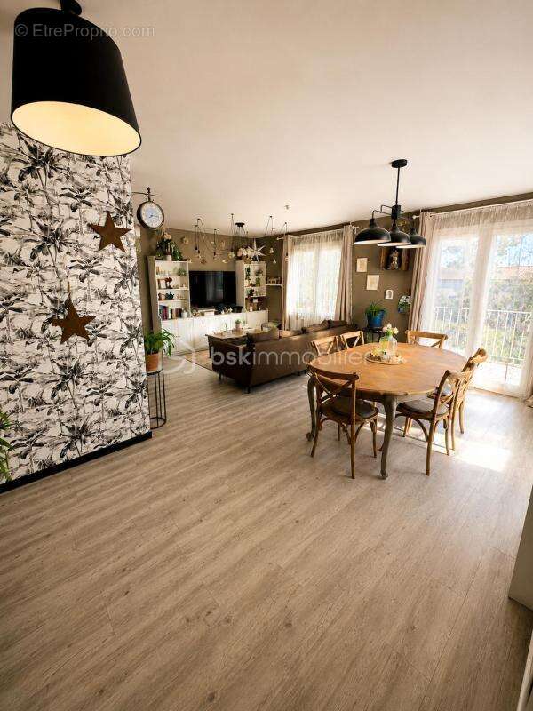 Bollène – maison familiale 151 m² – terrain constructible independant - 1000 m2 au total - photo 3
