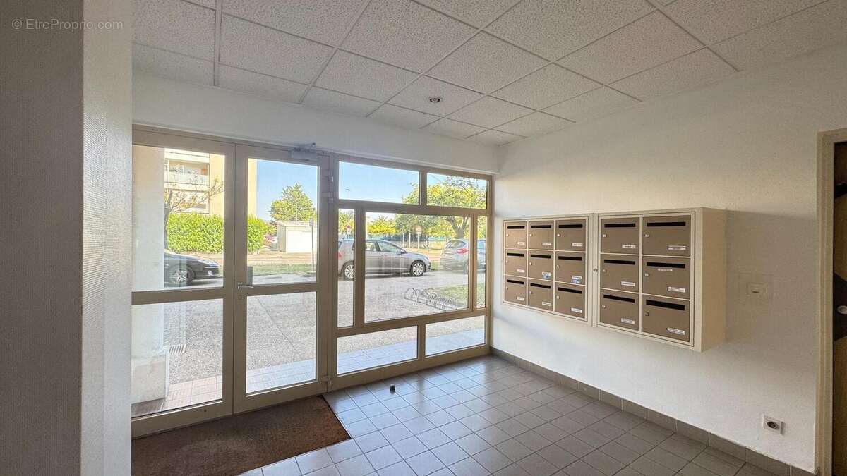 Photo 7 - Appartement à BOURG-LES-VALENCE