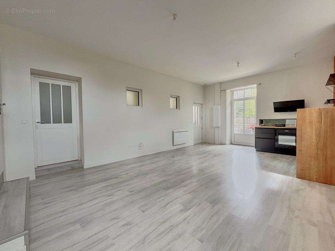 Appartement à FONTAINE-LES-DIJON