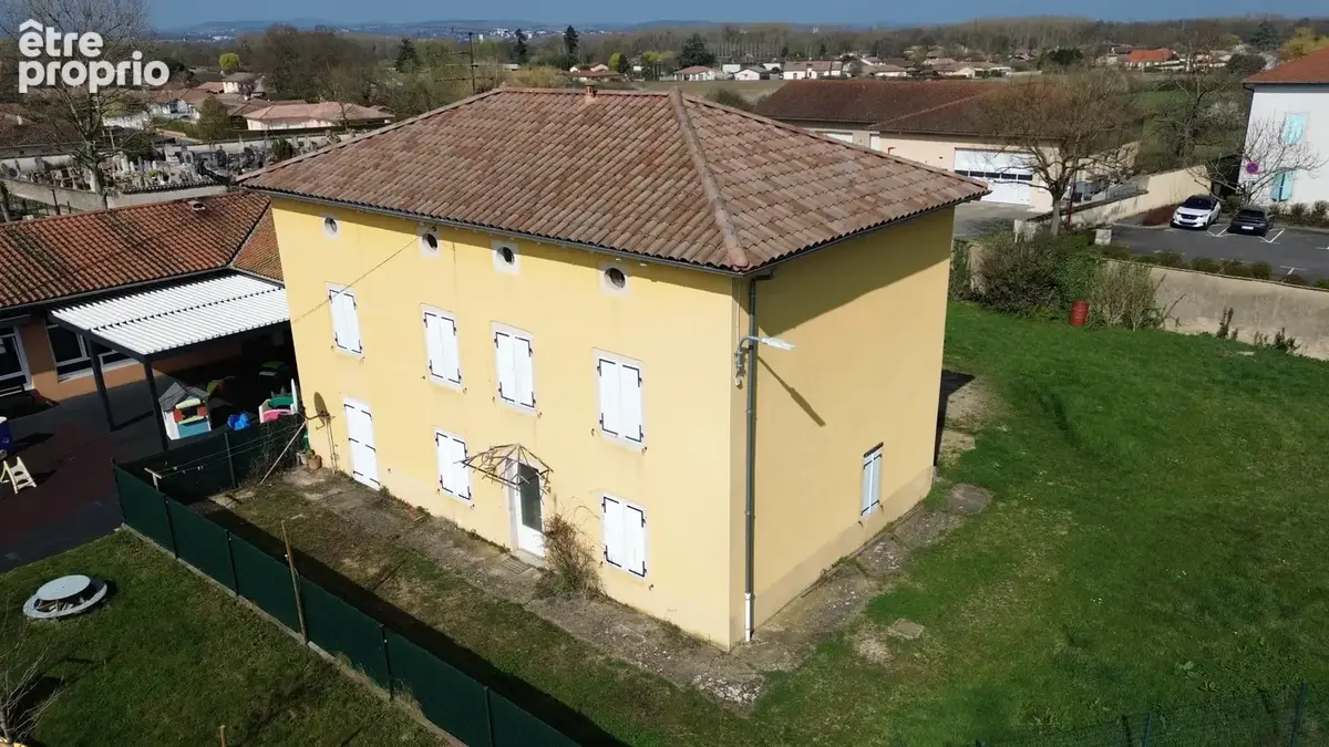 Appartement à GRIEGES