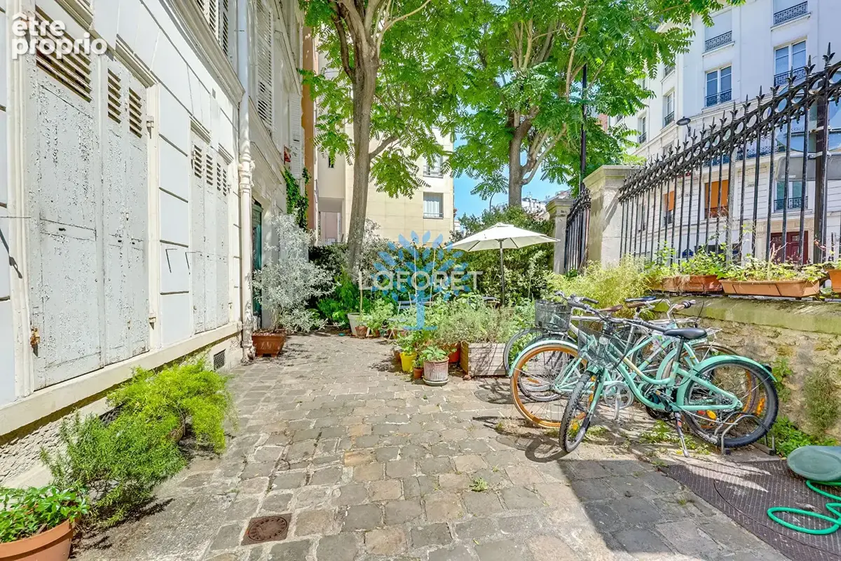 Appartement à PARIS-20E