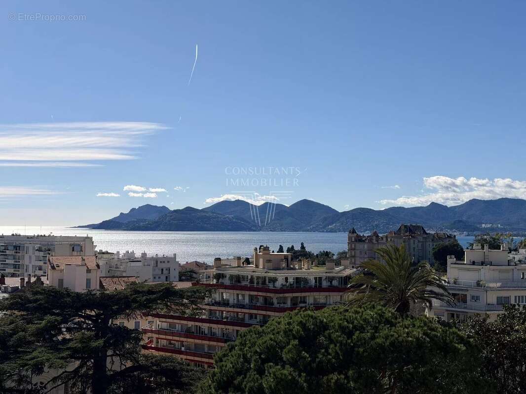 Appartement à CANNES