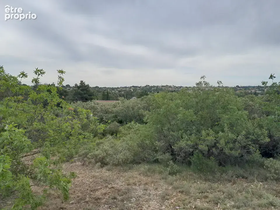 Terrain 465 m² à Villeneuve-Les-Avignon  - photo 2