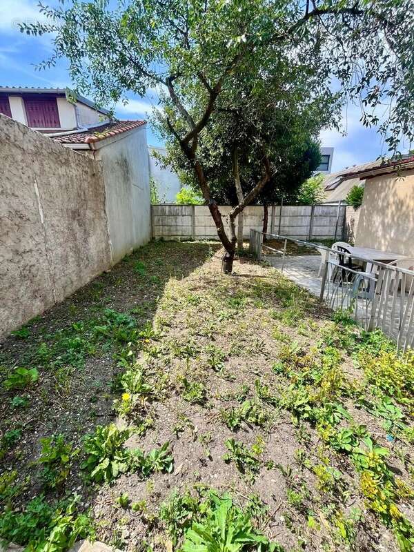 Ensemble de 2 maisons - Bobigny - photo 14