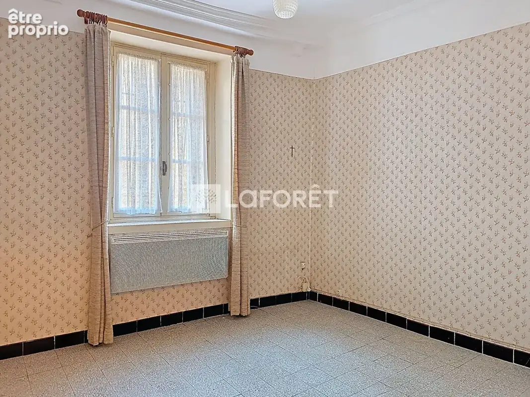 Maison  de village 3 faces 83 m² - 4 Chambres - Prades - photo 8